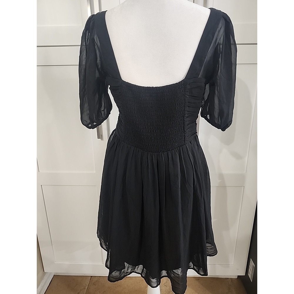 Abercrombie & Fitch Black V-Neck Puff Sleeve Lined Mini Dress Size Medium - Picture 2 of 7